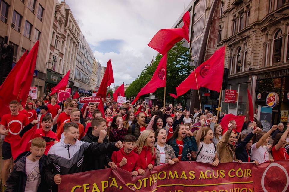 An Dream Dearg – grúpa feachtasaíochta ar son na Gaeilge