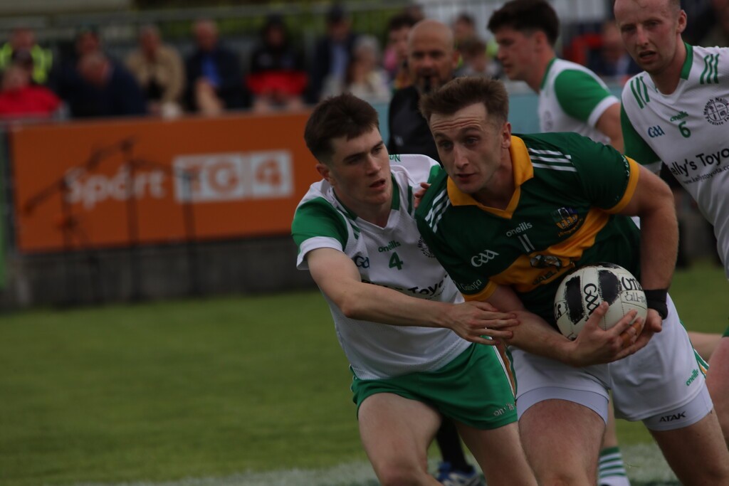 Craobh shóisir ag Clann na nGaelCluiche ceannais sóisir pheil na bhfear ag Comórtas Peile na Gaeltachta