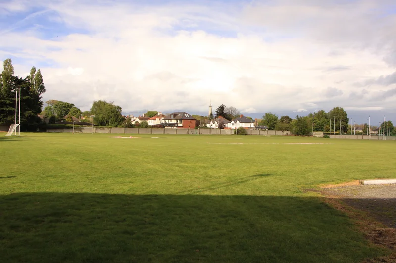 Léamhthuiscint: An club CLG deireanach i lár chathair Bhaile Átha Cliath
