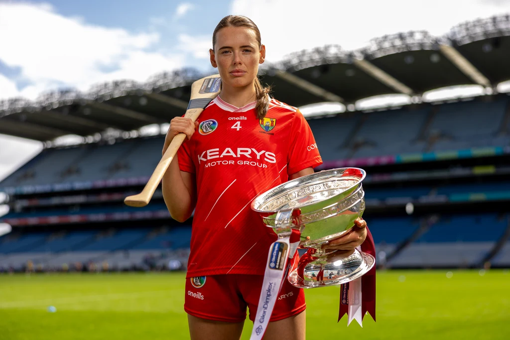 Méabh Cahalane ag súil le trí chraobh na hÉireann as a chéile do Chorcaigh