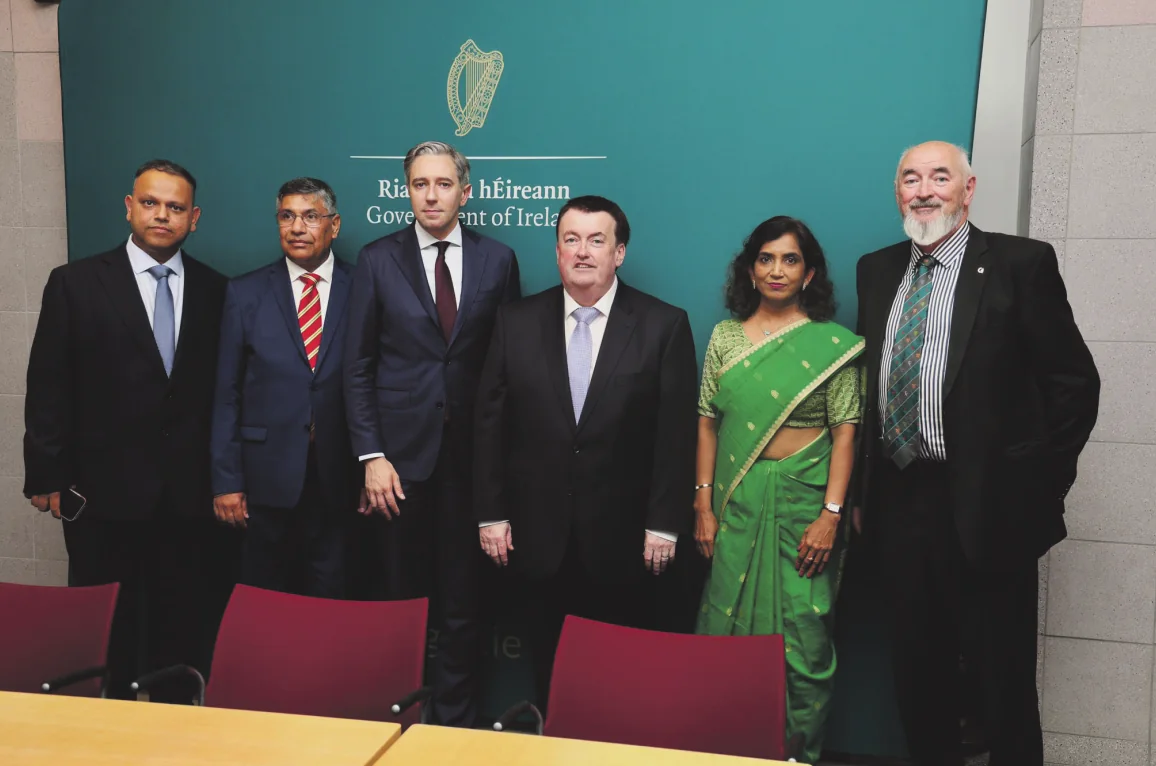 Cáineann an tUachtarán Ó hUigínn an Méadú in ionsaithe ciníocha i gcoinne Indiach