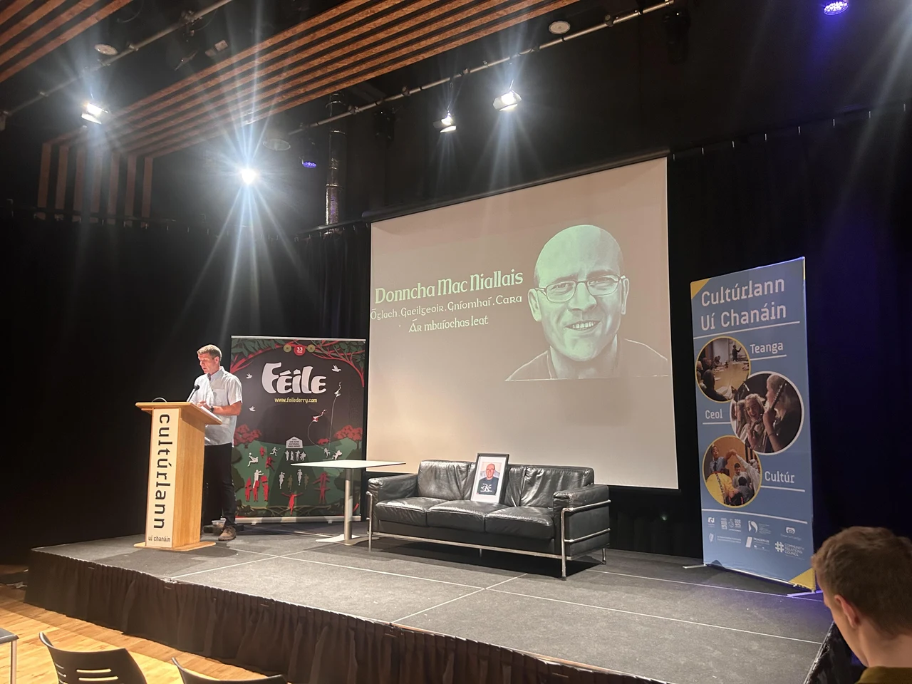 Céad léacht chuimhneacháin Dhonncha Mhic Niallais tugtha ag Uachtarán Chonradh na Gaeilge