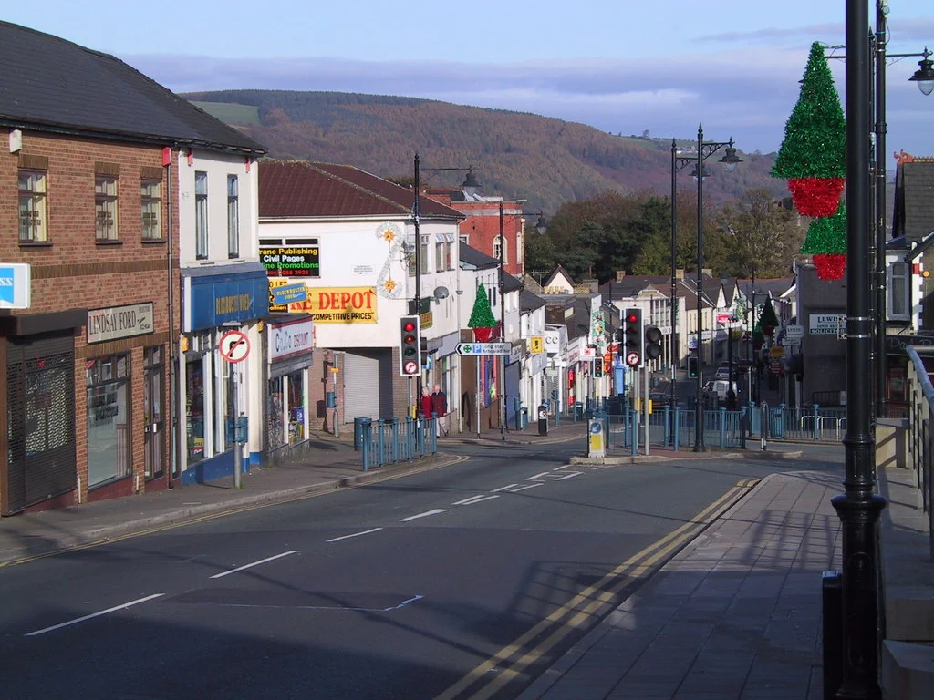 Beidh fothoghchán Caerffili ina thuar tábhachtach ar thodhchaí na Breataine Bige agus na Breatnaise