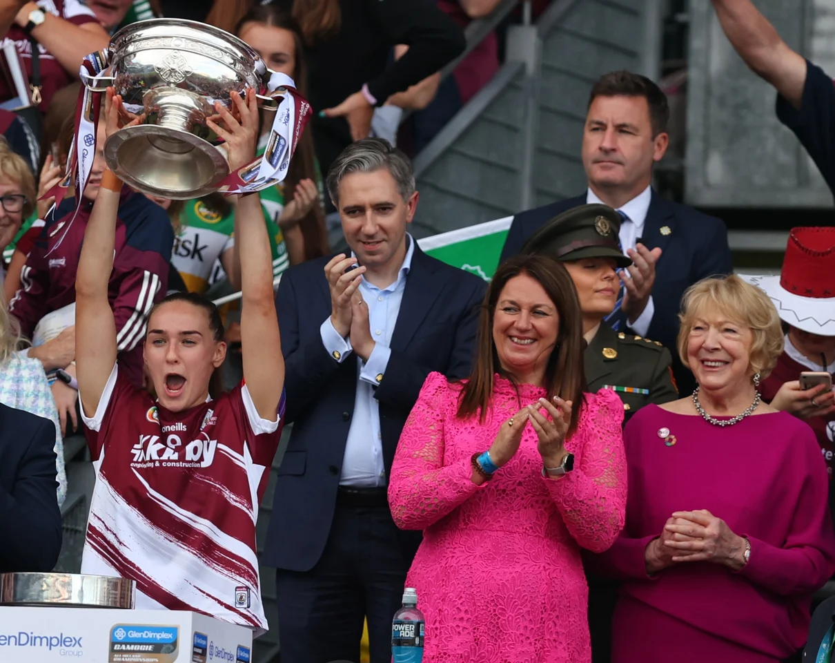 Deireadh ré – beirt ardstiúrthóirí ag fágáil a ról i spórt na mban