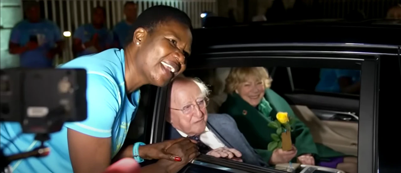 Slán le Mícheál D. Ó hUigínn agus fáilte roimh Catherine Connolly 