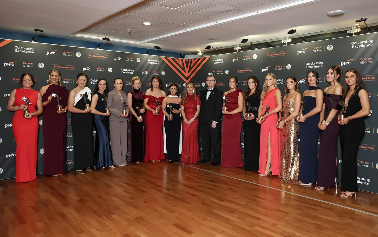 Donohue mar Imreoir na Bliana agus Gaillimh i réim arís