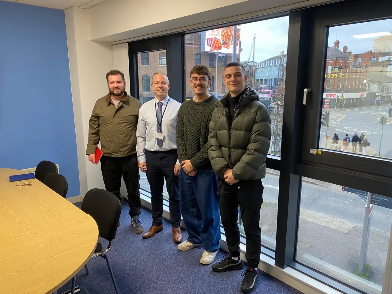 Cumann Gaelach Ollscoil na Banríona fós ag troid ar son cearta teanga ar champas