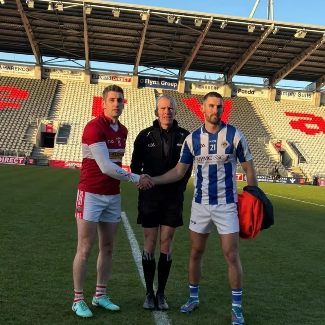 Cluiche leathcheannais peile sinsear na bhfear AIB