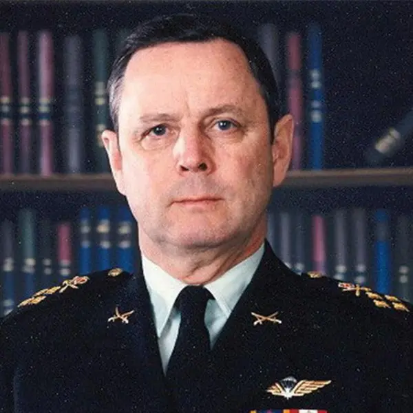 Tionscnamh nua scoláireachta ag tacú le síocháin agus taighde idir Éirinn agus Ceanada