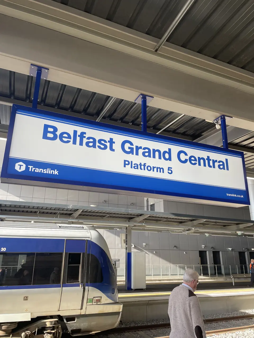 Cuireadh cás maidir le Mórstáisiún Lárnach Bhéal Feirste siar