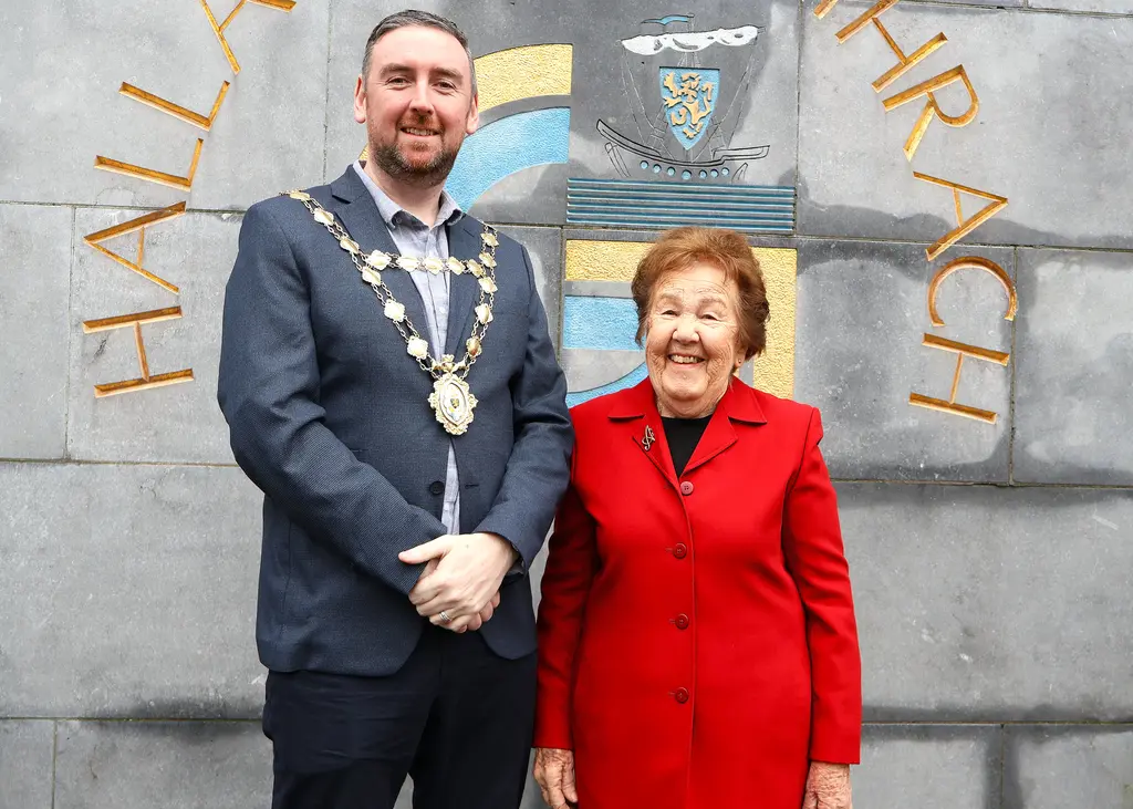 Ómós do Anne Quinn, 50 bliain ag cosaint leanaí chathair na Gaillimhe