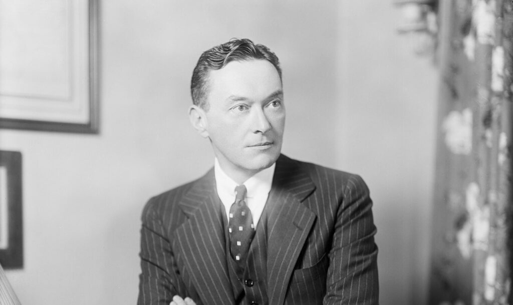 Seachain an scéalaíocht bhréagach faoin Úcráin