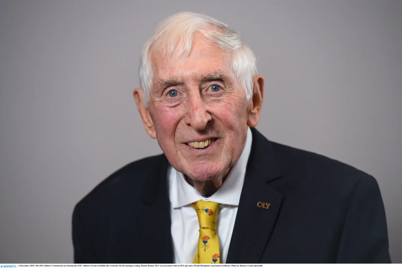 Lúthchleasaí mór na hÉireann Ronnie Delany ar shlí na fírinne