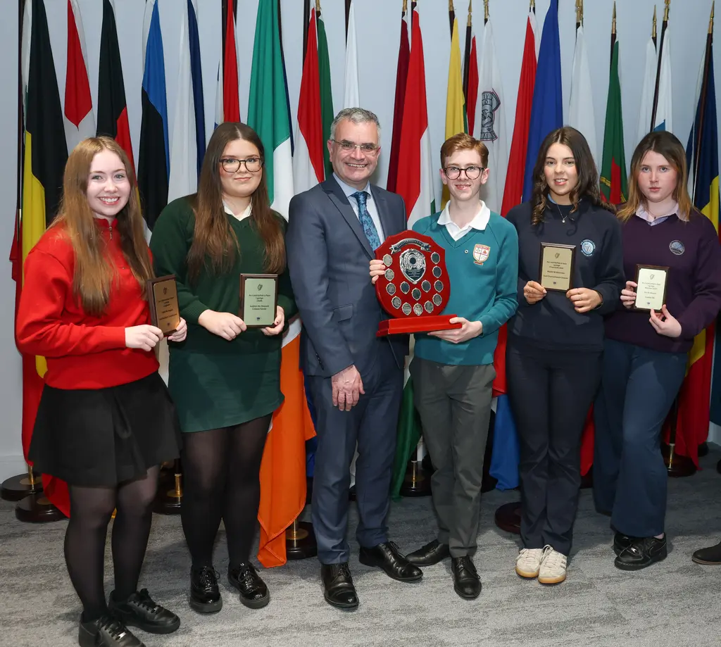 Aodán Finnerty as Gaillimh buaiteoir náisiúnta Aistritheoirí Óga 2026