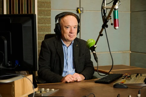Ar an raidió