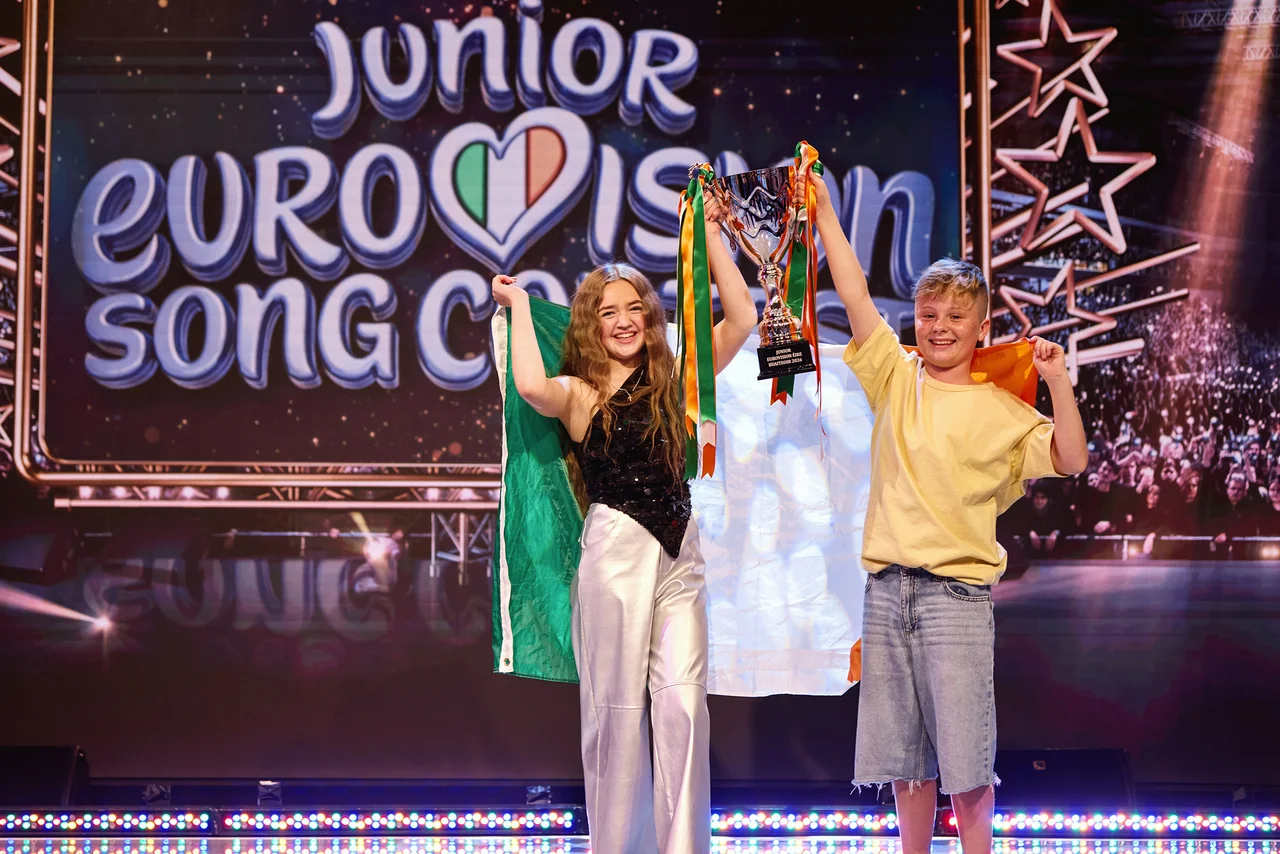 Caleb agus Naomi le hionadaíocht a dhéanamh ar Éirinn ag Eoraifís na nÓg